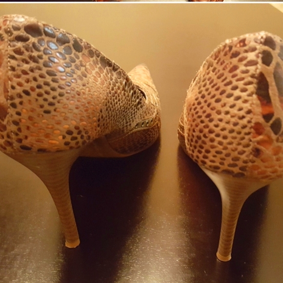 Wild rose reptile snake print brown tan western style heels pumps shoes US 7 🤎 - Picture 5 of 5